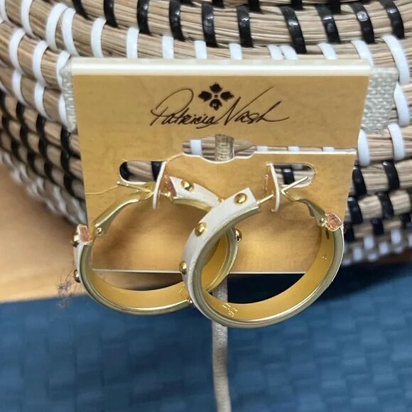 NWT Patricia Nash Cream & Gold Studded Earrings #PNER - Picture 3 of 6